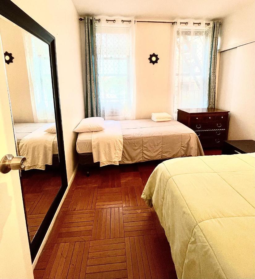 Stunning Two Bed Apt Hells Kitchen Apartment New York Ngoại thất bức ảnh